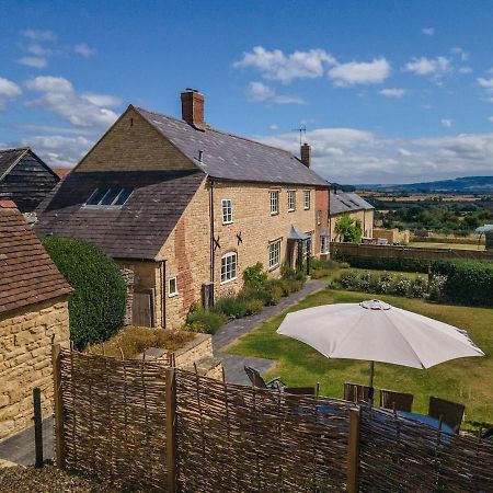 Beautiful Cotswold Farmhouse With Hot Tub Manchester Eksteriør bilde