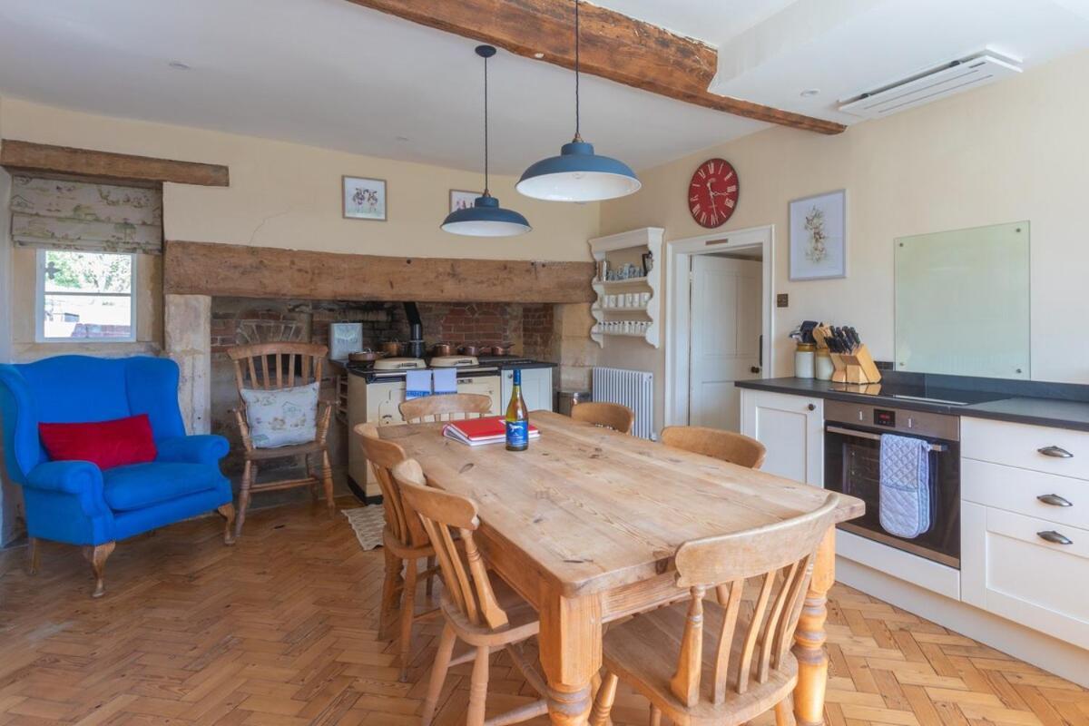 Beautiful Cotswold Farmhouse With Hot Tub Manchester Eksteriør bilde